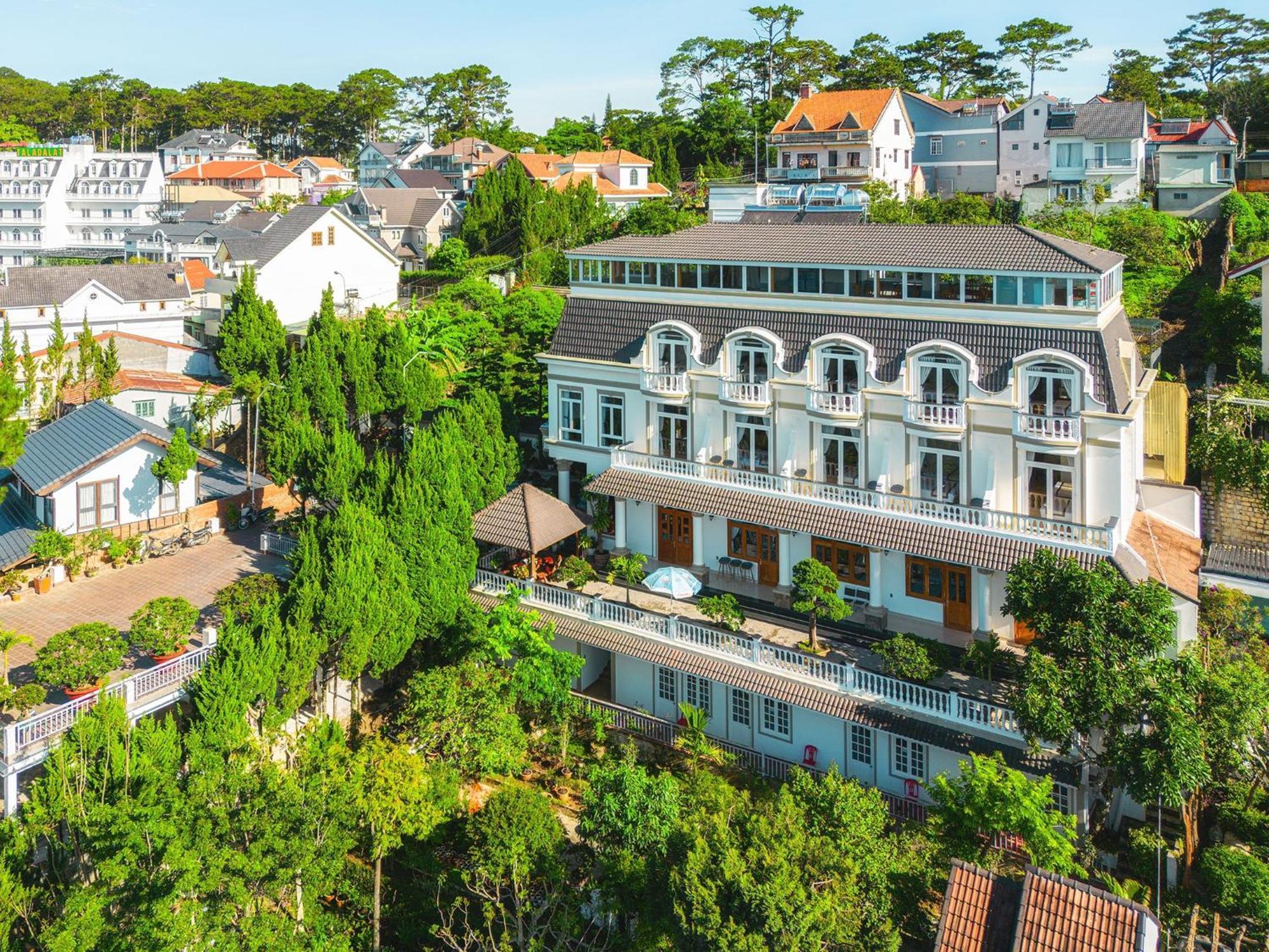 Khách Sạn Diệu Thông Đà Lạt Extérieur photo