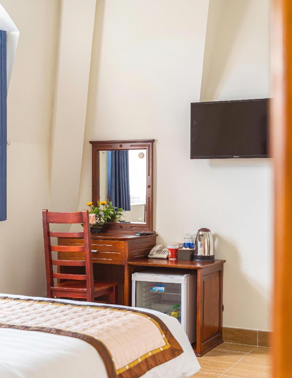 Khách Sạn Diệu Thông Đà Lạt Extérieur photo